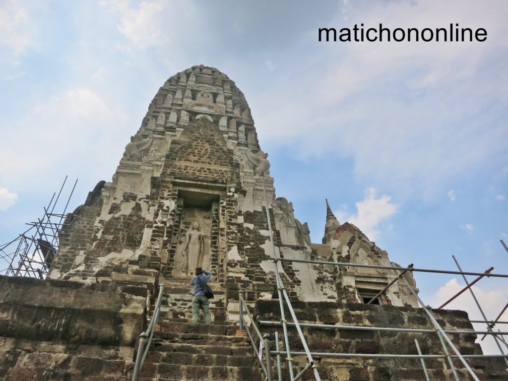 พระปรางค์วัดราชบูรณะ