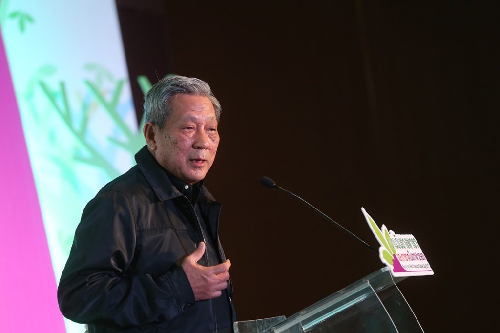 นายพินิจ จารุสมบัติ อดีตรองนายกรัฐมนตรี เเละประธานสภาวัฒนธรรมไทย-จีนและส่งเสริมความสัมพันธ์ 
