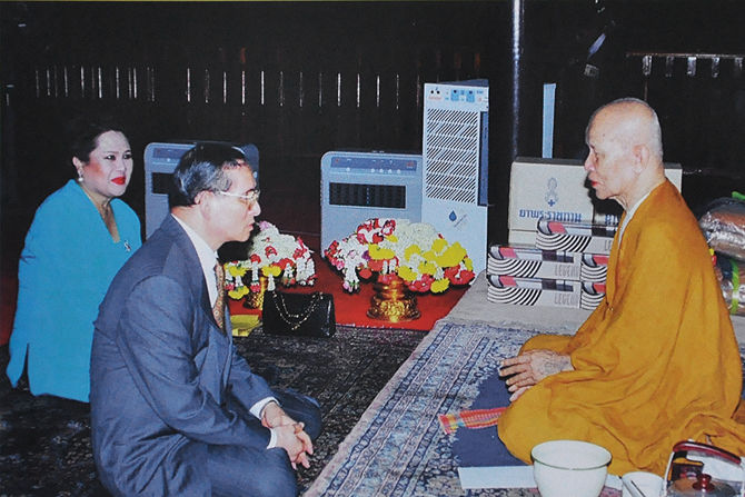 02. หลวงตาพระมหาบัว และ 901-902