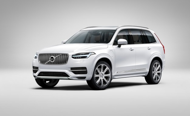 2016-Volvo-XC90-222-626x382