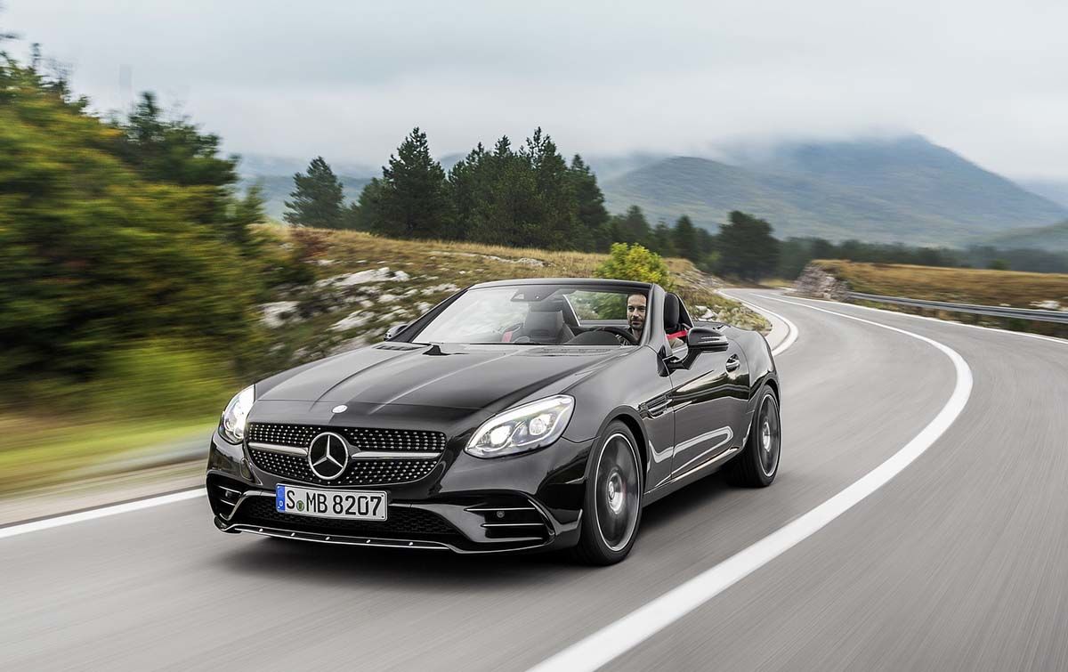 2017-Mercedes-AMG-SLC-43-Review