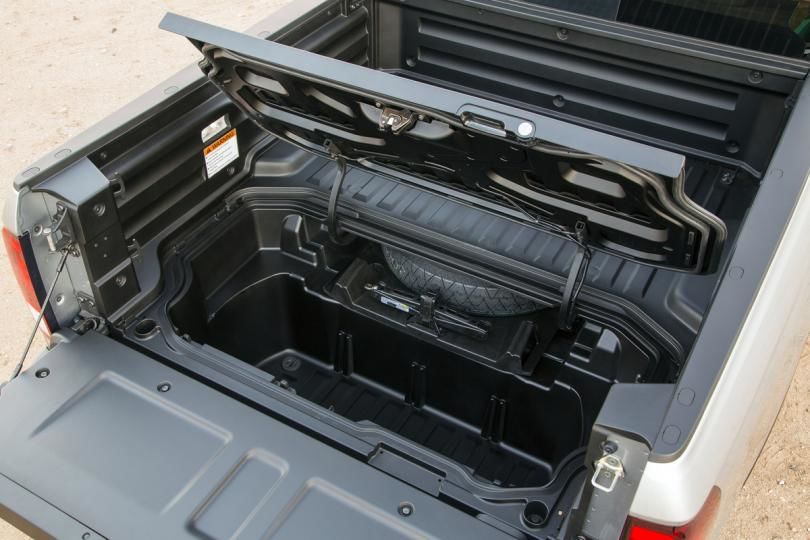 2017-honda-ridgeline