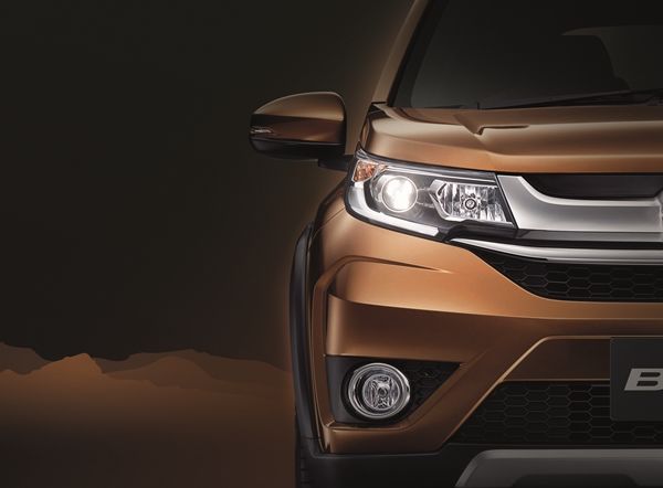 All-new Honda BR-V_Headlight