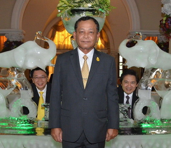 พล.อ.ดาว์พงษ์ รัตนสุวรรณ