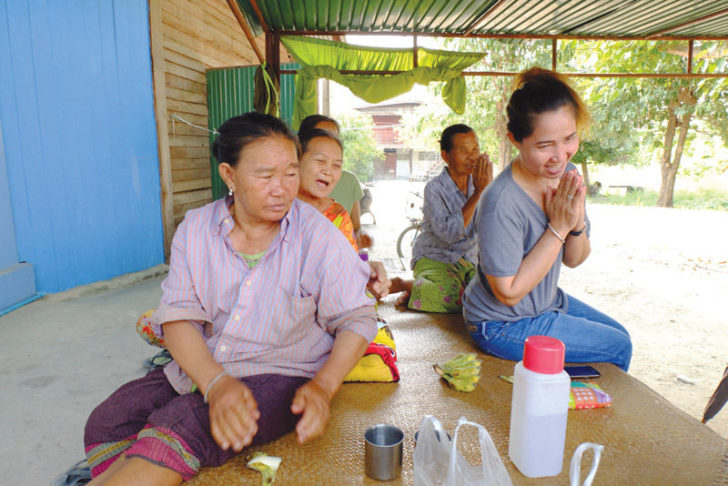 ลาวครั่ง สุพรรณบุรี
