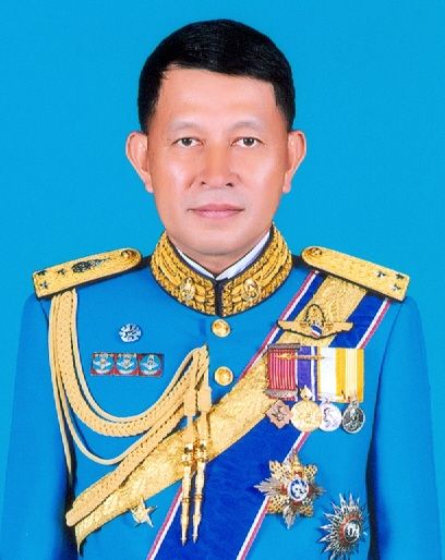 ถาวร มณีพฤกษ์