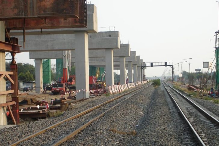 โครงการรถไฟฟ้าสายสีแดง03