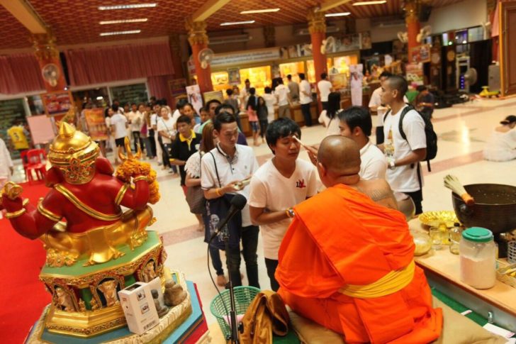 201602281558102-20021028190252