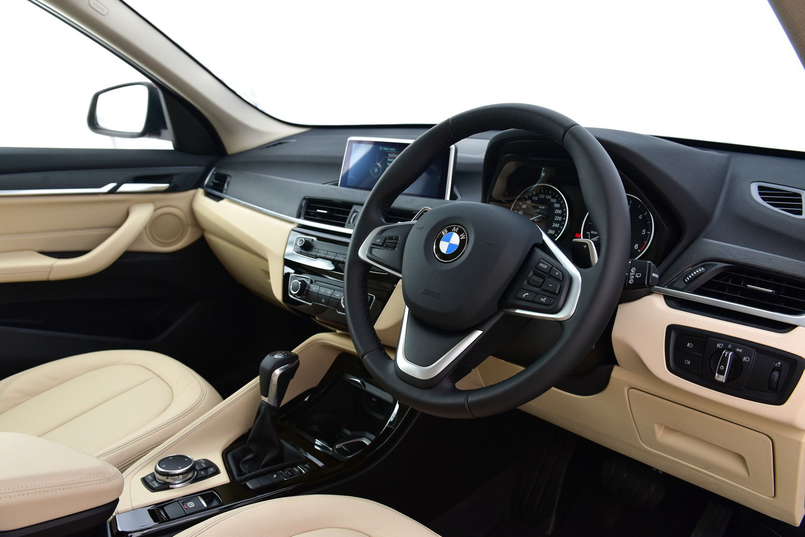 New_BMW_X1_17