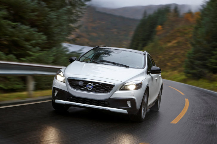 V40 Cross Country D4