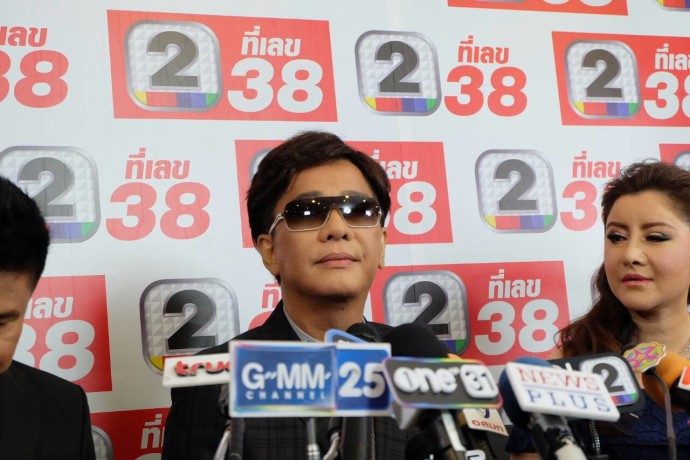 สุรชัย สมบัติเจริญ