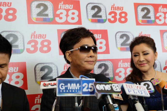 สุรชัย สมบัติเจริญ