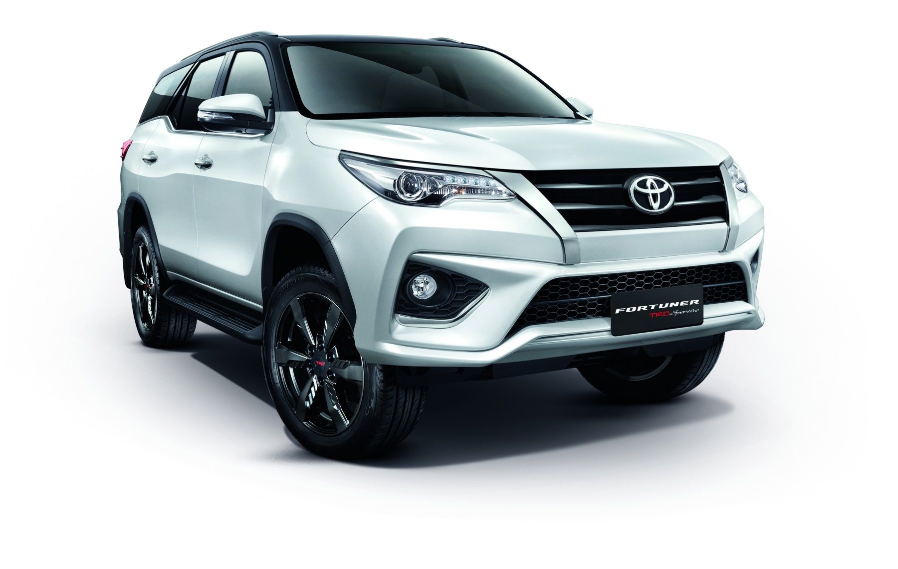 Бампер trd fortuner