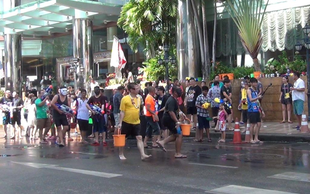 201604131333231-20041020085619