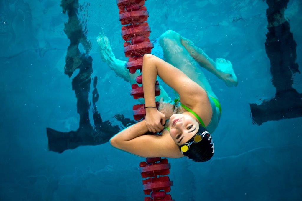 Ysra Mardini (age 17), during a training session at the swimming club Wasserfreunde Spandau 04. Sarah (age 20) and Ysra Mardini (age 17), Syrian sisters from Damascus, swam from Turkey to the Greek island of Lesbos for seeking asylum. ; The Mardini sisters left Syria in August, 2015, because they had given up the hope that the war will end soon. They travelled to Lebanon, then to Turkey and paid smugglers to take them to Greece. But the Turkish coastguard drove their boat back. At second time the small boat was totally overloaded with people. After half an hour the engine failed. So, the sisters and three other refugees jumped into the water to push the boat forward. Three hours later they all reached Lesbos. Finally Sarah and Ysra made it to reach Austria and then Germany.  Both are excellent swimmers. Ysra, the younger one, has represented Syria at the world championships in Turkey in 2012. Before their flight Sarah worked as a lifeguard in a swimming pool in Syria. After arriving the sisters came in touch with Wasserfreunde Spandau 04, a swimming club near to their refugee shelter. Now, both girls training on a daily basis.
