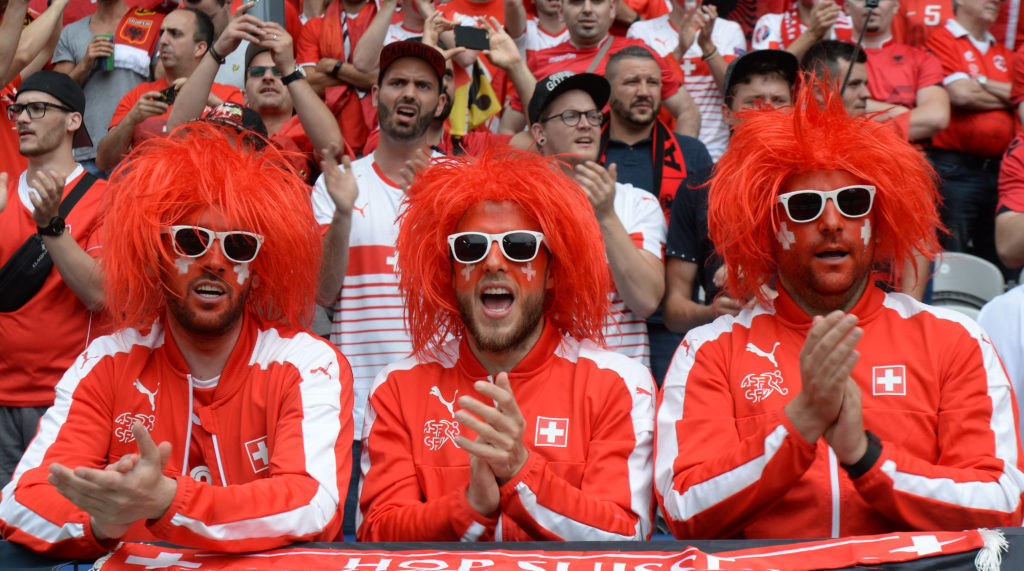 FBL-EURO-2016-MATCH2-ALB-SUI-FANS