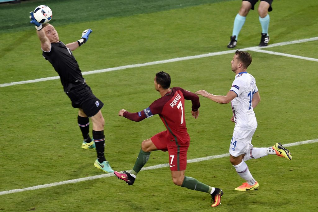 FBL-EURO-2016-MATCH12-POR-ISL