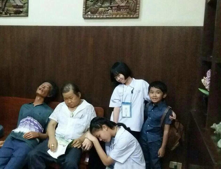 คอลัมน์ร.ร.ของฉัน หุ่นขี้ผึ้ง