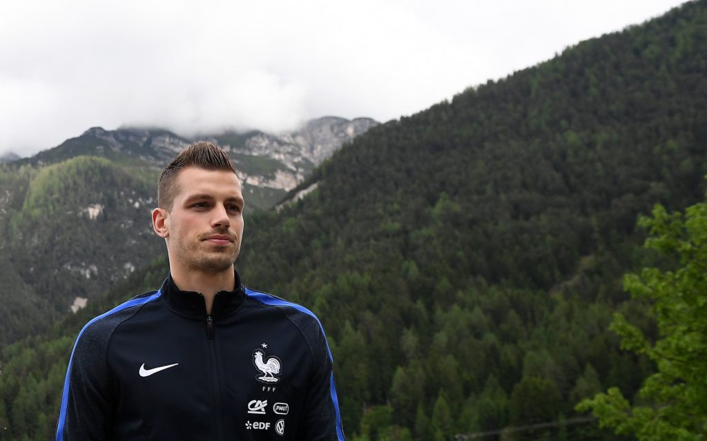 France's midfielder Morgan Schneiderlin arrives for a press conference in Neustift im Stubaital, on June 2, 2016, as part of the team's preparation for the upcoming Euro 2016 European football championships. / AFP PHOTO / FRANCK FIFE