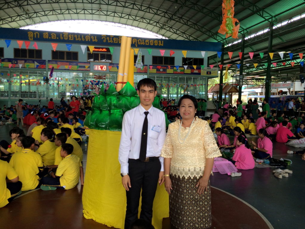 เด็กมอ