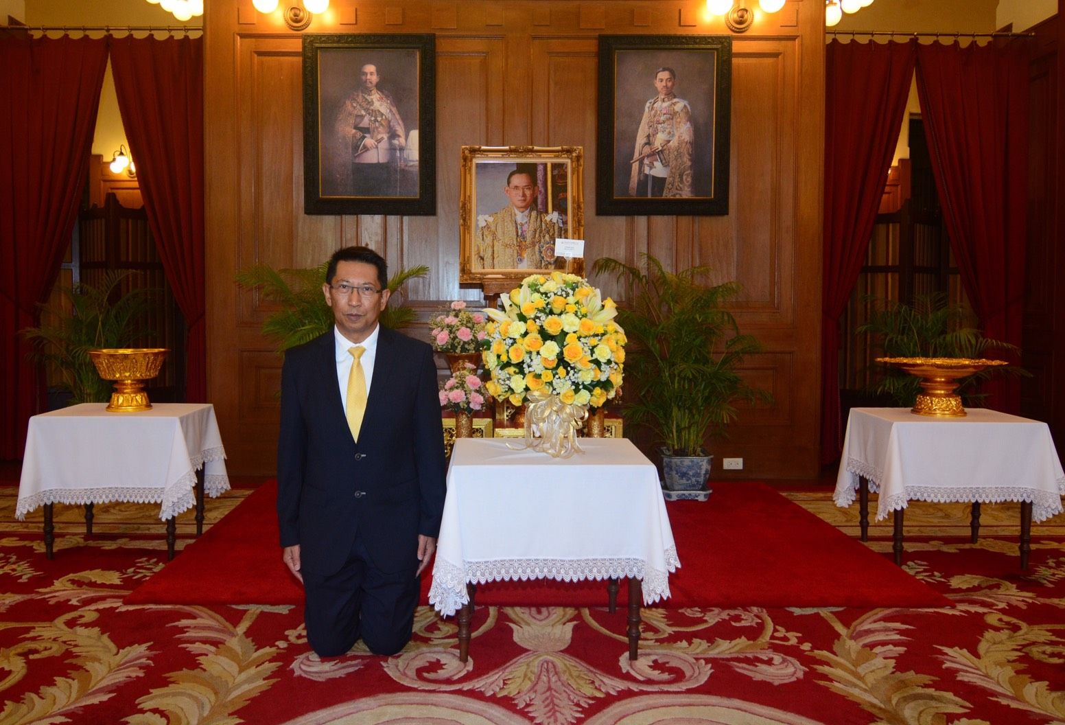 นายอารีพงศ์ ภู่ชอุ่ม 