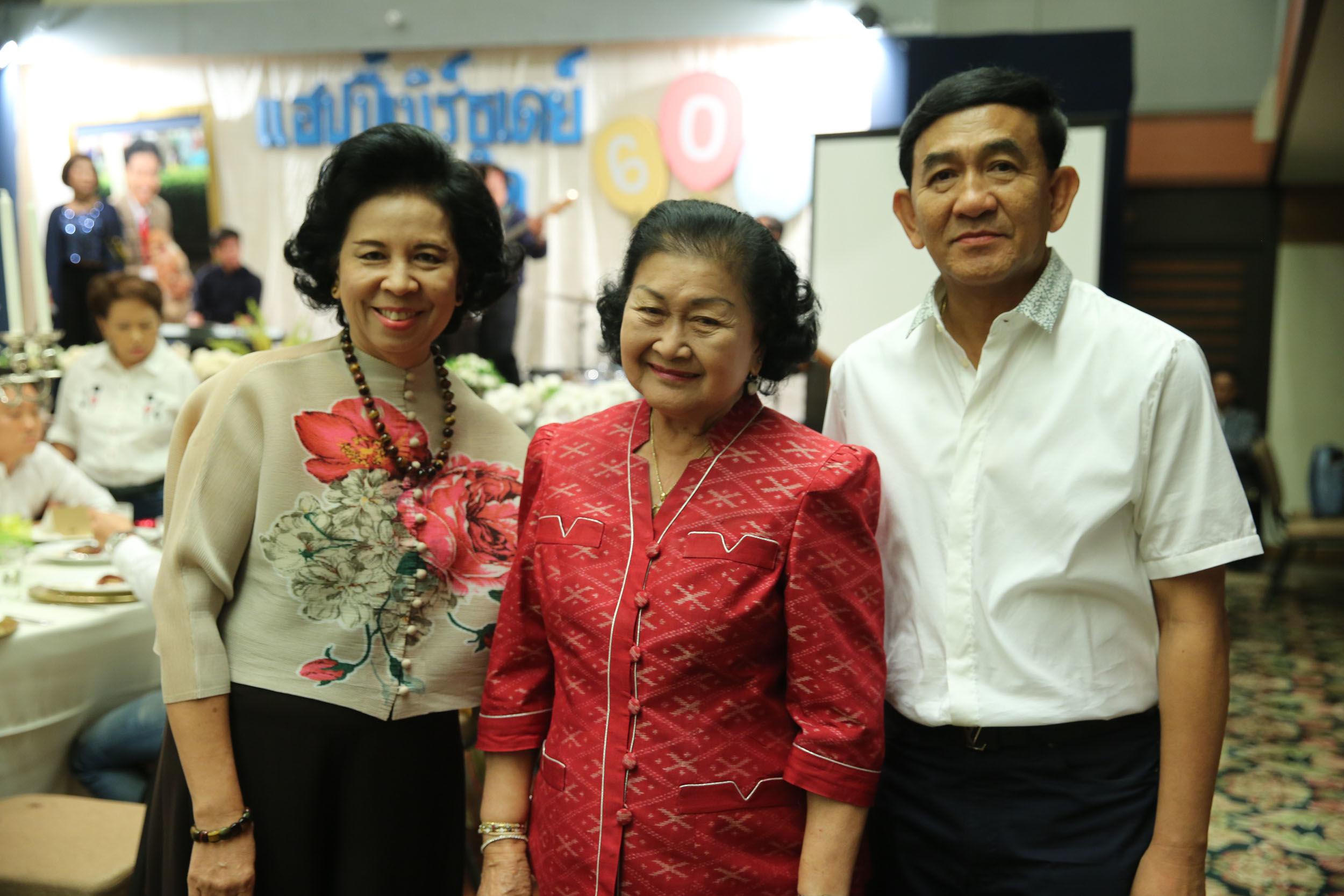 11 Thanpuying Phensri with Uncle Tok