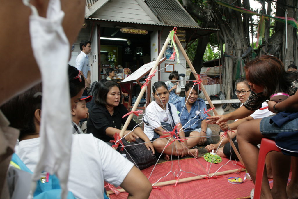 รื้อป้อมมหากาฬ