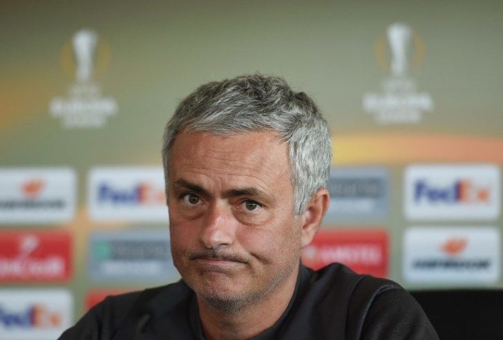 FBL-EUR-C3-MAN UTD-PRESSER