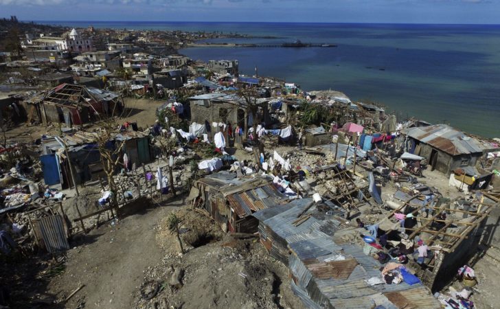 TOPSHOT-HAITI-HURRICANE-MATTHEW-AFTERMATH