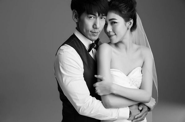 นิวเคลียร์ - เพชรจ้า' ควงคู่ถ่ายพรีเวดดิ้ง เรียบง่ายแต่ดูดีแถมโรแมนติกสุดๆ นิวเคลียร์ - เพชรจ้า' ควงคู่ถ่ายพรีเวดดิ้ง เรียบง่ายแต่ดูดีแถมโรแมนติกสุดๆ