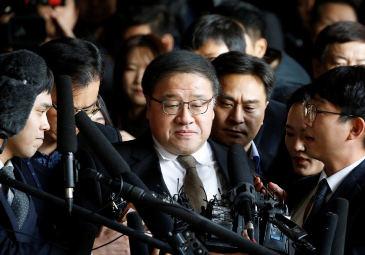 Former senior presidential secretary for policy coordination, Ahn Jong-beom, arrives for questioning as part of the investigation into a political scandal involving President Park Geun-hye and Choi Soon-sil, at a prosecutor's office in Seoul