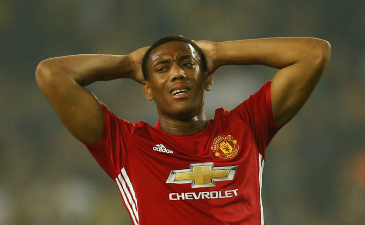 Fenerbahce SK v Manchester United - UEFA Europa League Group Stage - Group A