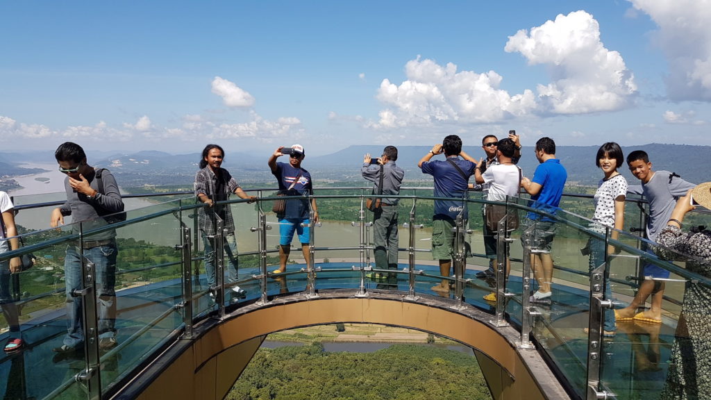 201611201232384-20041020104302