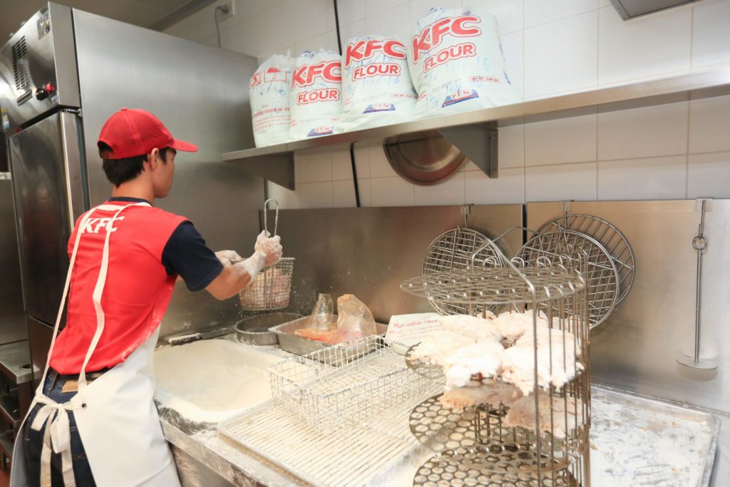 KFC Kitchen Tour3