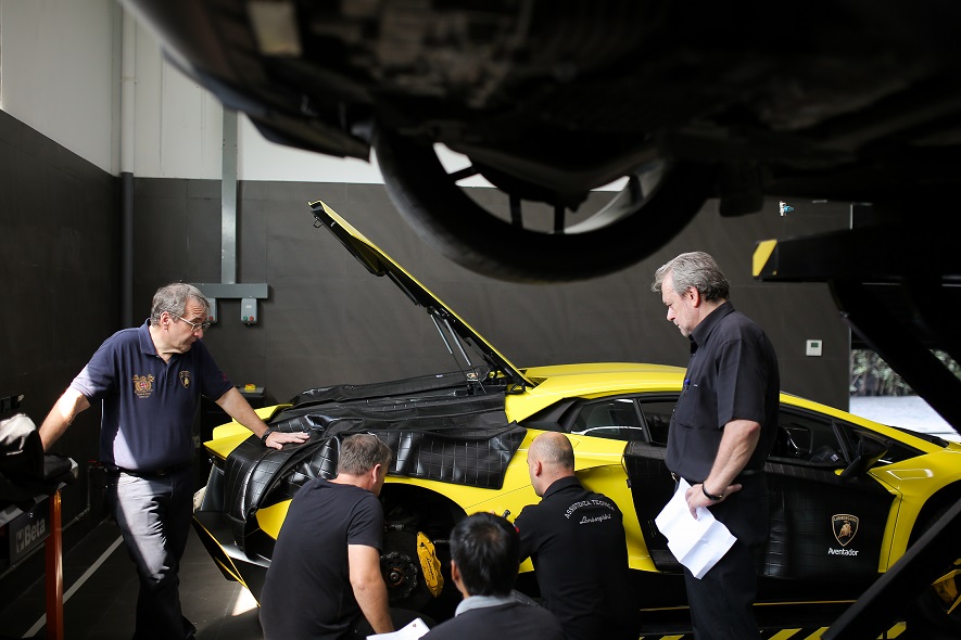 Lamborghini Service Weeek-67-2