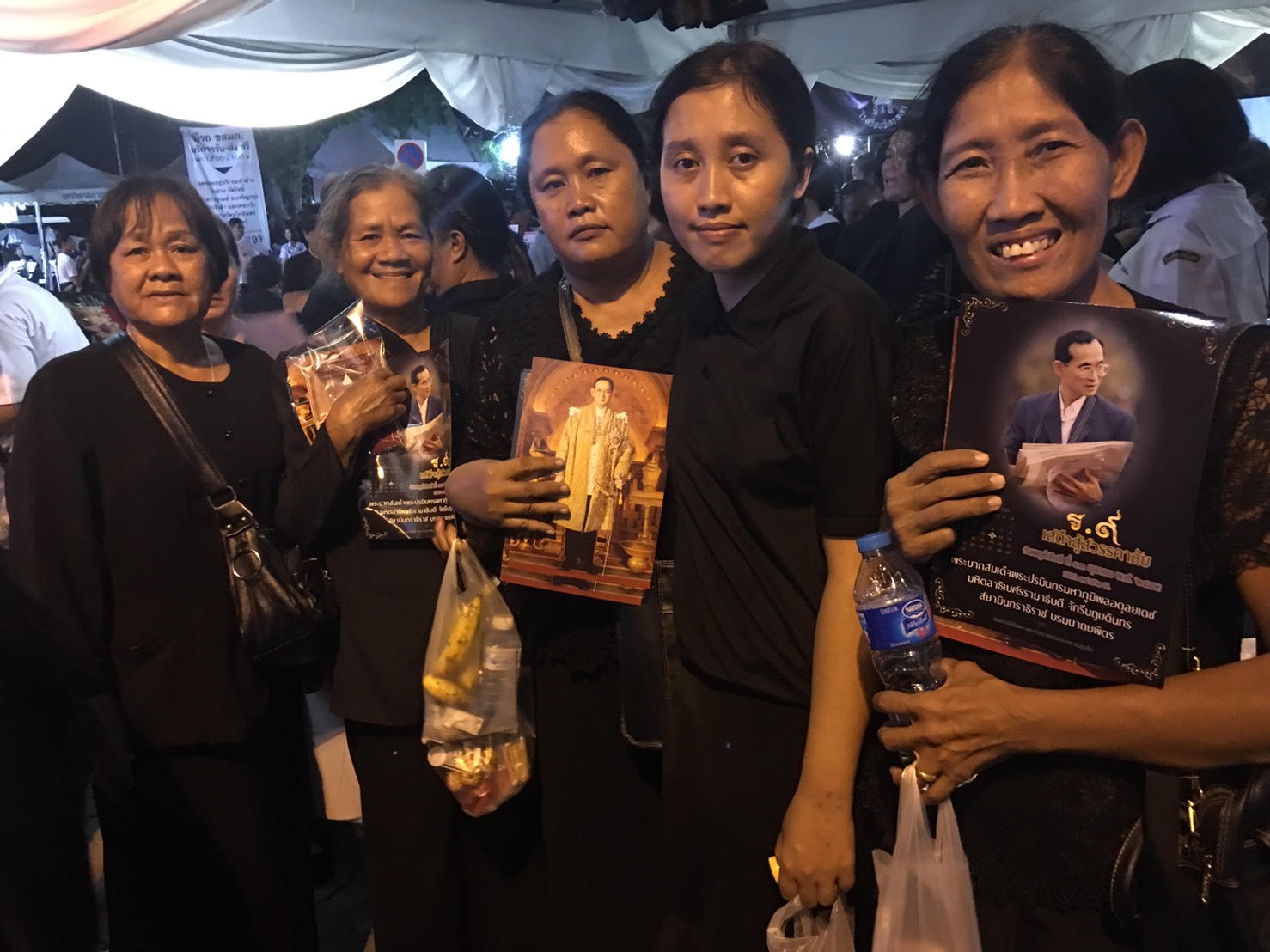 ประมวล (ขวา)