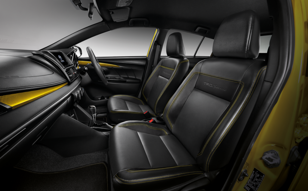 Yaris_Yellow-03