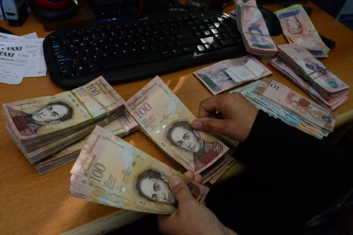 VENEZUELA-CRISIS-ECONOMY-CURRENCY