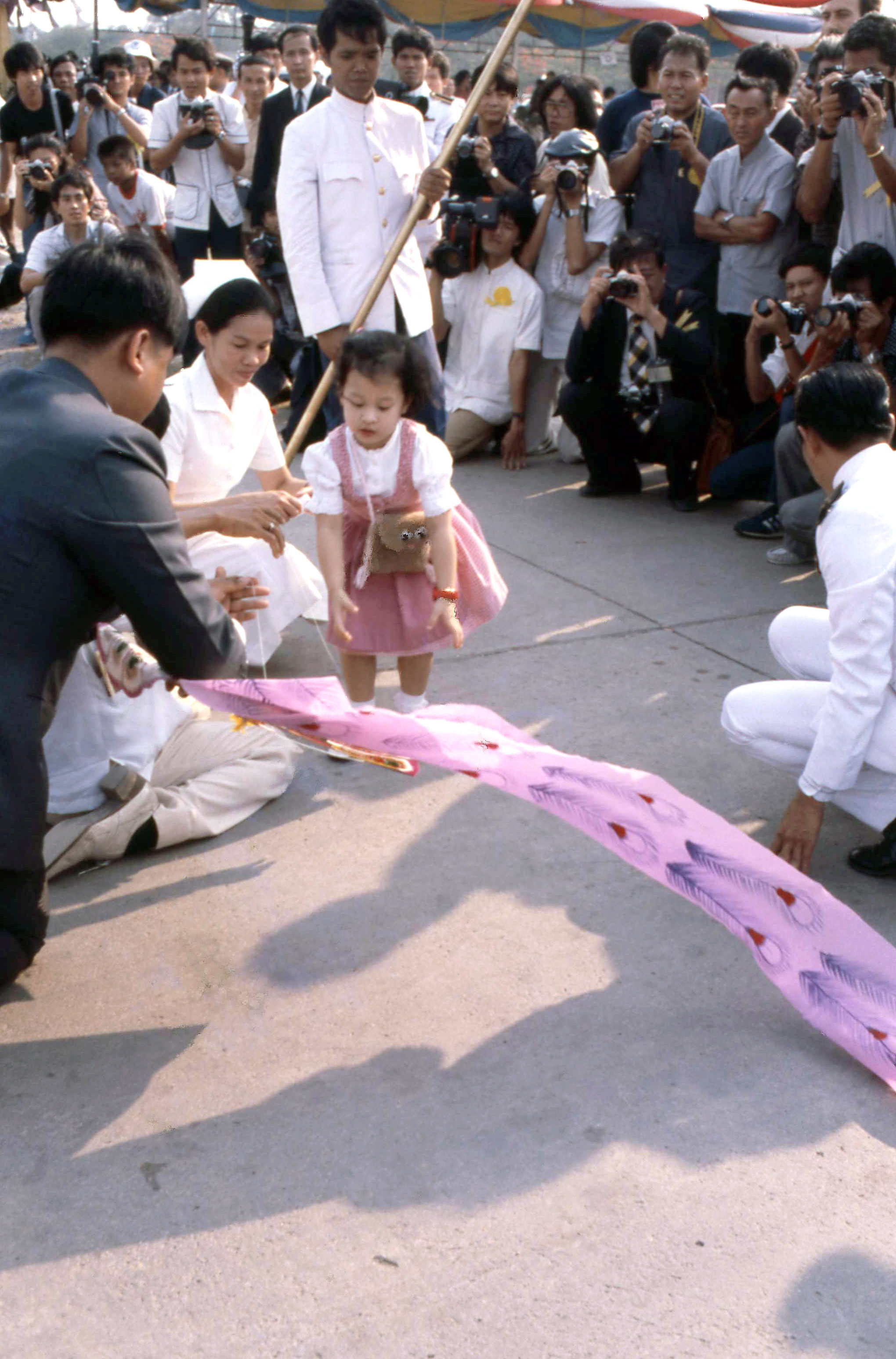 พระเจ้าหลานเธอพระองค์เจ้าพัชรกิติยาภาเสด็จงานเทศกาลว่าว ที่สนามหลวง *** Local Caption *** ภาพสแกนจากฐานข้อมูลห้องสมุดภาพ **หมายเหตุ นำรูปนี้ไปใช้ประกอบข่าว กรุณาลงเครดิตใต้ภาพให้ คุณกำธร เสริมเกษมสิน ซึ่งเป็นเจ้าของภาพด้วย