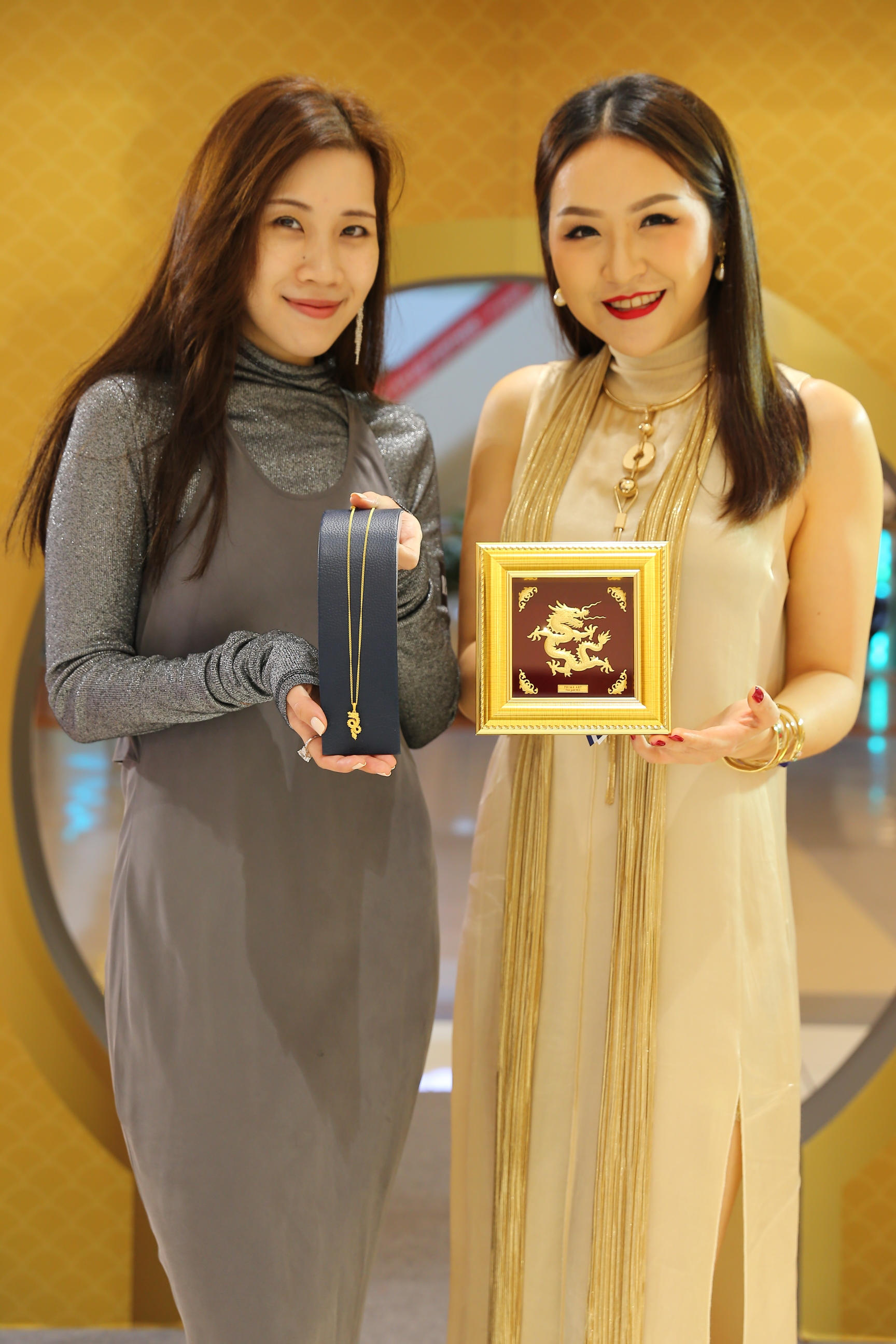 014.บุ๋ม-จารุจิต ใบหยก, โบว์-ณชา จึงกานต์กุล (3)