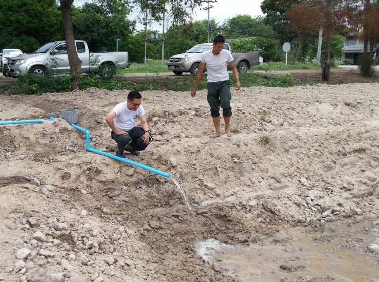 ปรับพื้นที่ปรับปรุงดินทำบ่อเลี้ยงปลา
