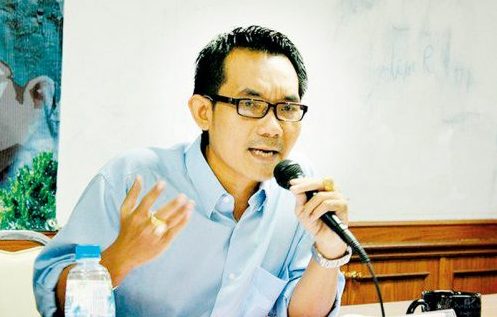 โอฬาร ถิ่นบางเตียว รองคณบดีคณะรัฐศาสตร์และนิติศาสตร์ มหาวิทยาลัยบูรพา