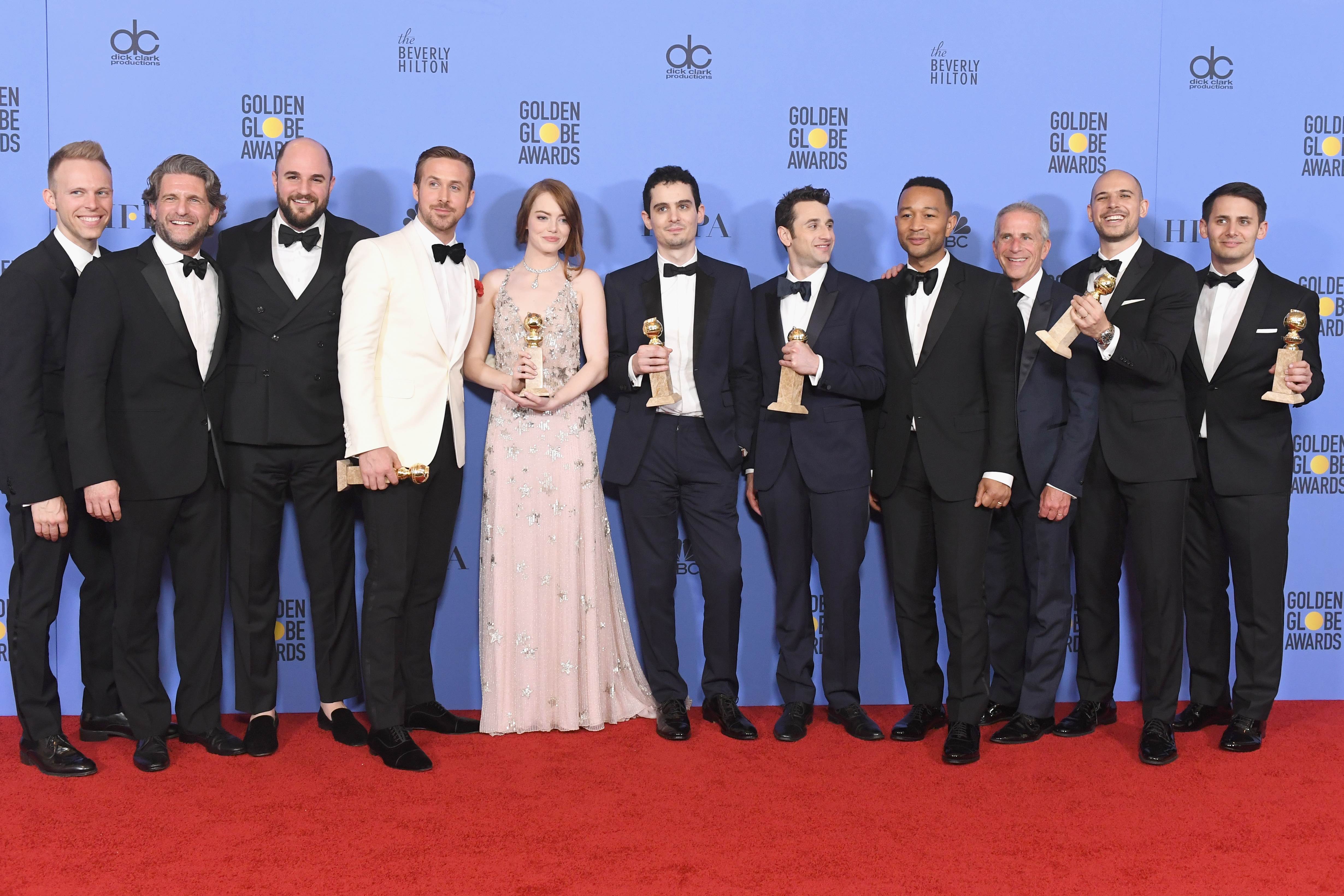 ผู้กำกับและทีมงานจากภาพยนตร์เรื่อง ลา ลา แลนด์ / Kevin Winter/AFP