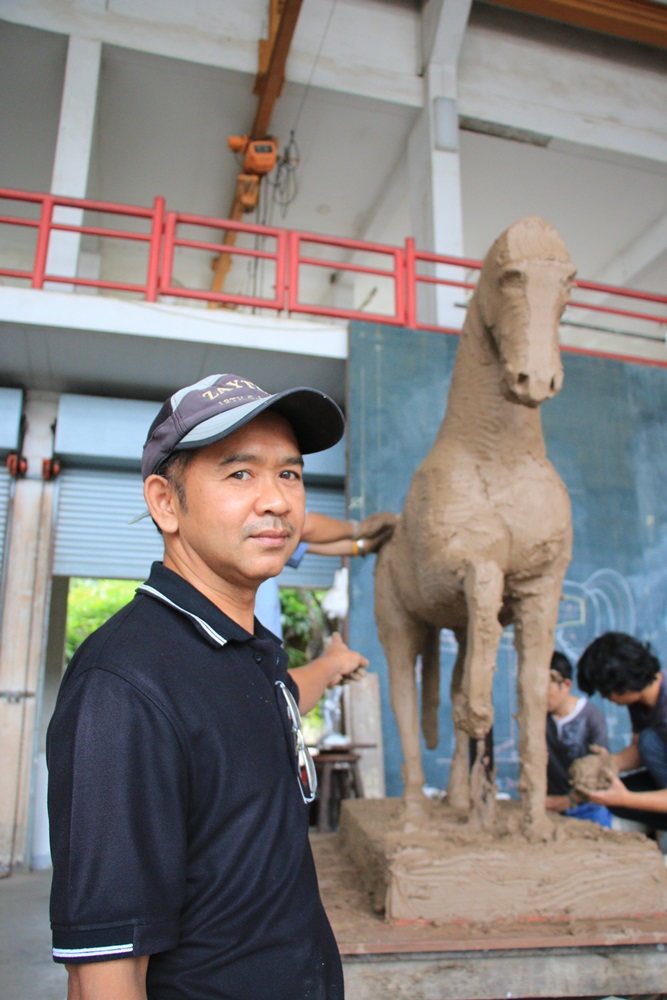 ภราดร เชิดชู