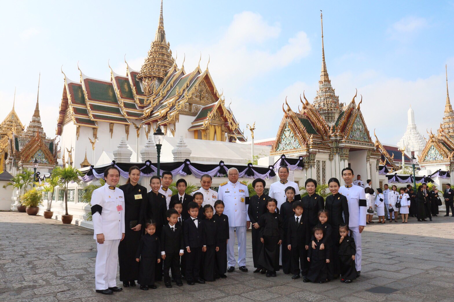 ครอบครัว สิริวัฒนภักดี