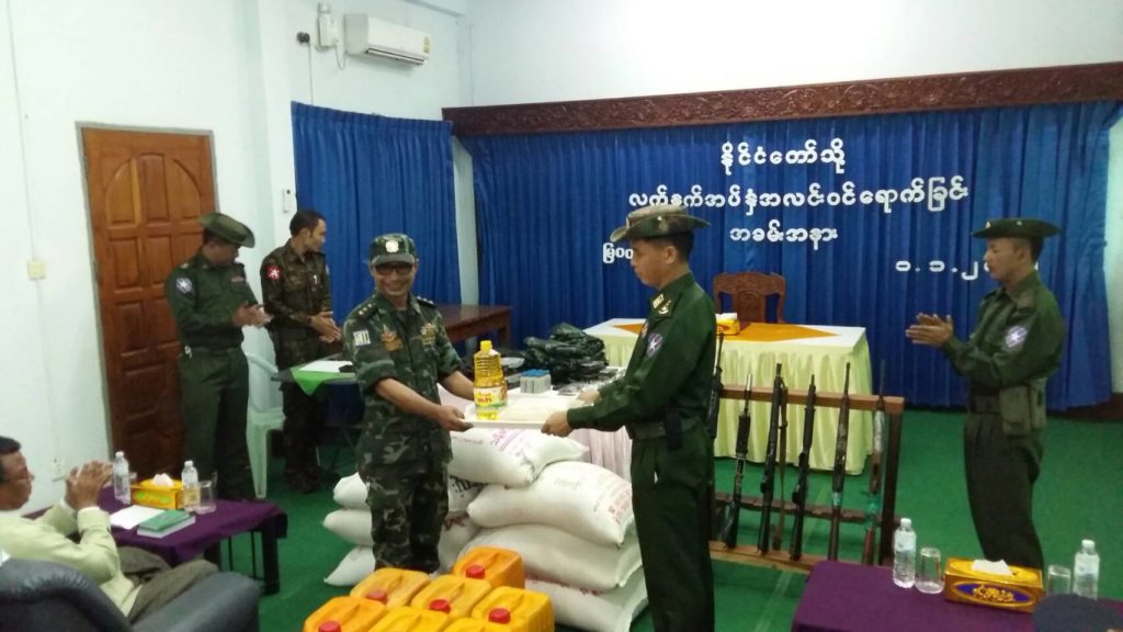 กบฏกะเหรี่ยงพุทธ มอบตัว2