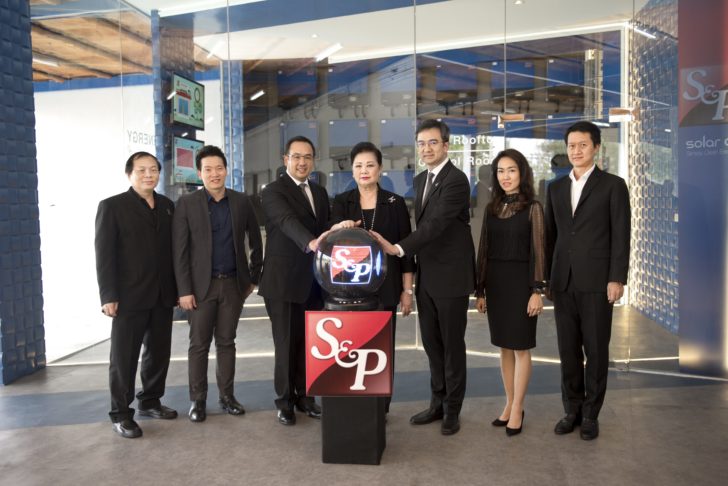 จากซ้าย สมจิตร กิติธีระกุล-สัมฤทธิ์ สิทธิวรานุวงศ์-วิทูร ศิล