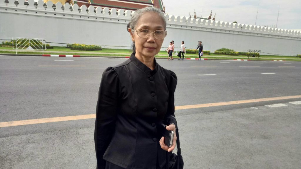 ประชาชนลงนามถวายพระพร