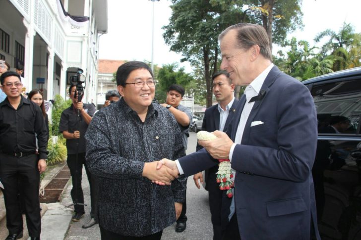 ภูเก็ต พบทูตสหรัฐ 2