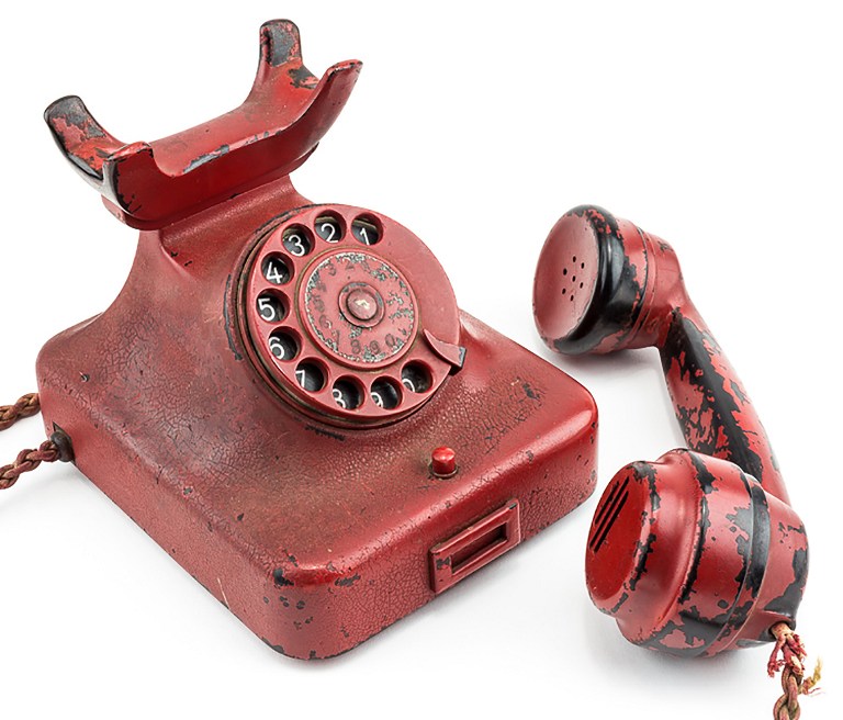 US-HISTORY-AUCTION-GERMANY-HITLER-PHONE